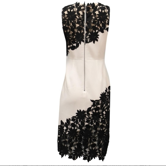 Alice + olivia margy white floral lace  sleevesless midi dress size 4 - Picture 9 of 11